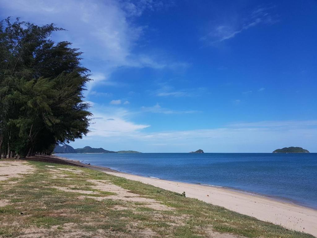 Pearl By The Sea Resort Prachuap Khiri Khan Eksteriør billede